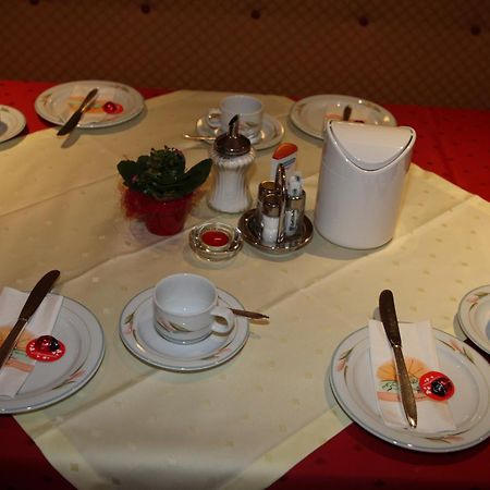 Hotel Garni Sonnenheim Фісс Екстер'єр фото